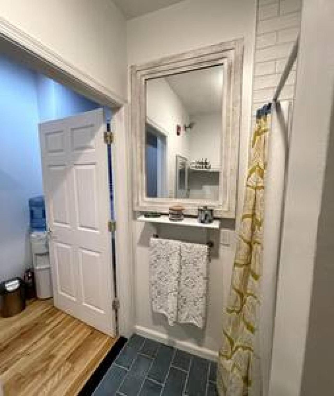 Northern Liberties Fishtown Cozy Quaint Apartment *